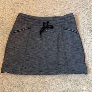 athleta grey skirt in small